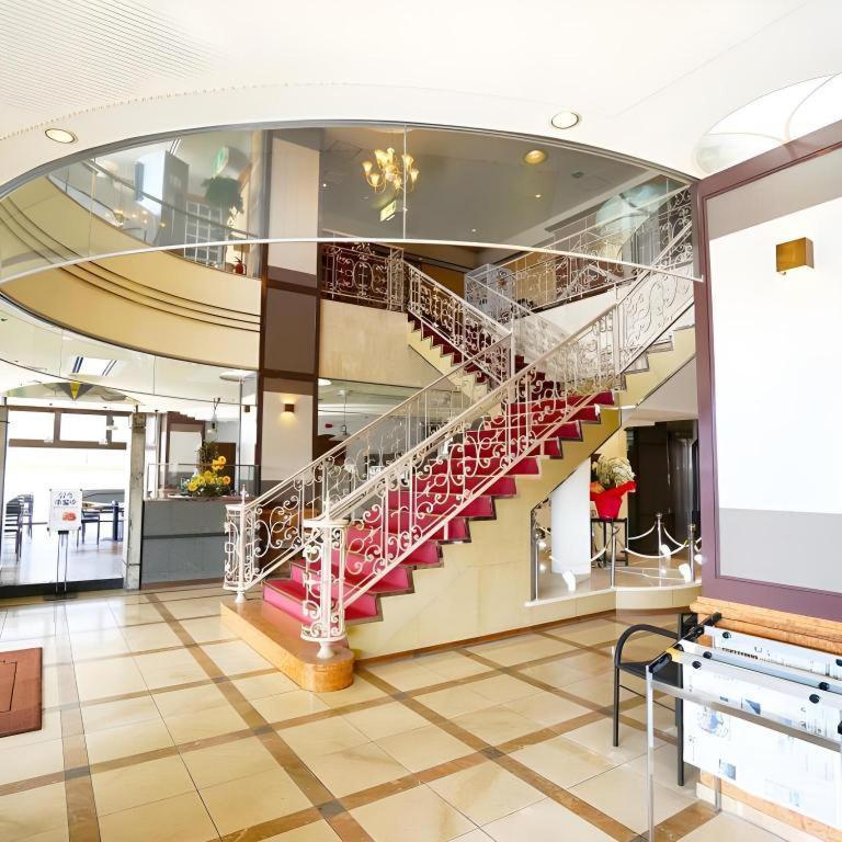 Neyagawa Trend Hotel Осака Екстер'єр фото